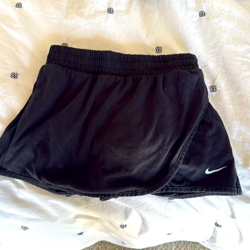 this is a black skort